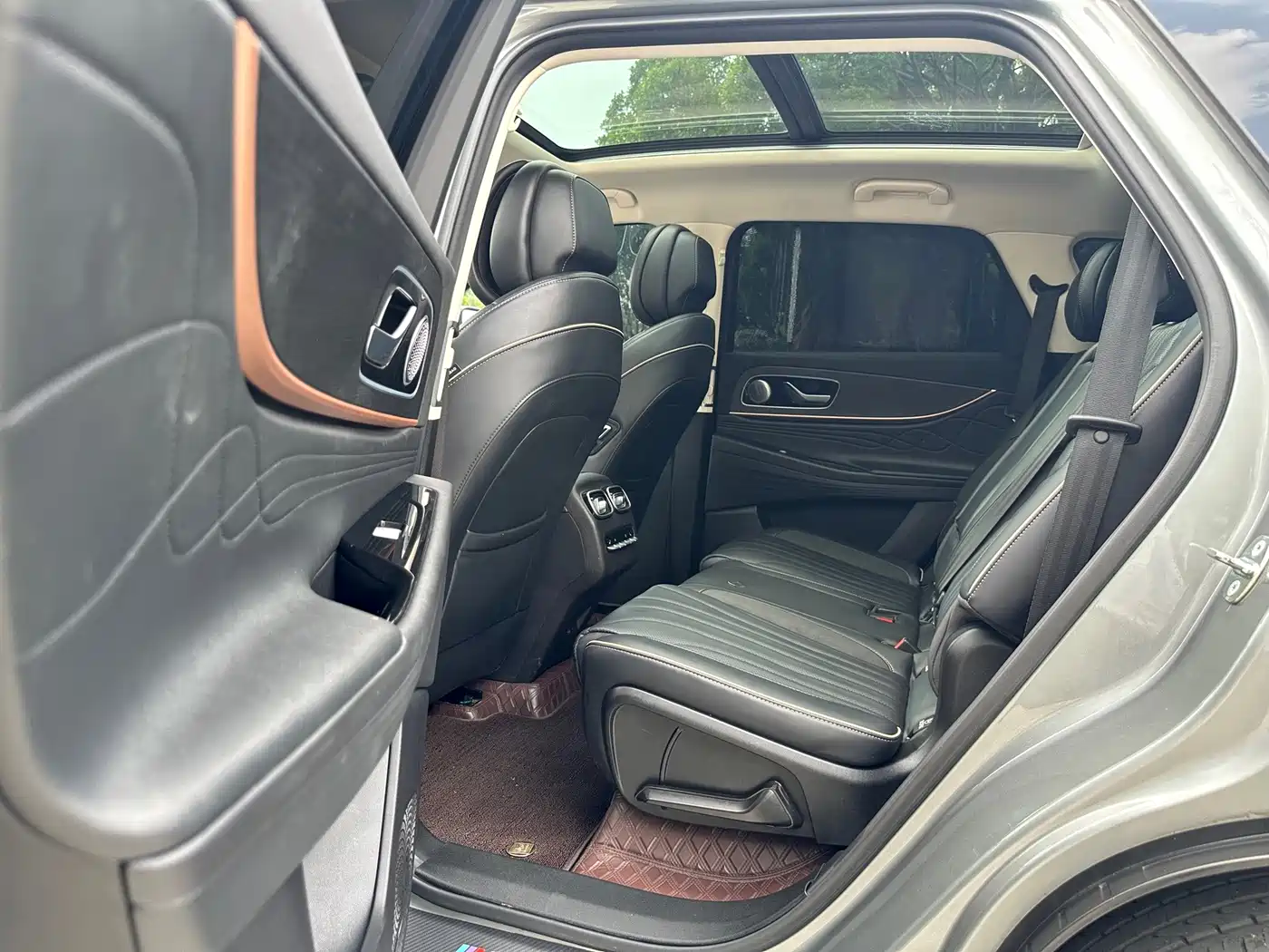 Chery Tiggo 9 2024 2023 2.0T Automatic 2WD Luxury 7-Seater