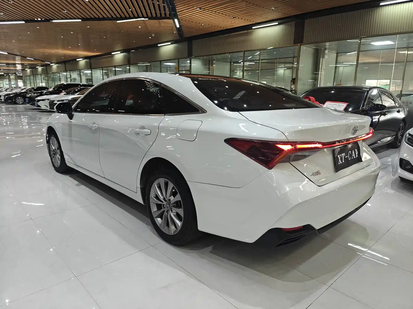 Toyota Avalon 2024 Model 2.0L Premium Selection Edition фото 15