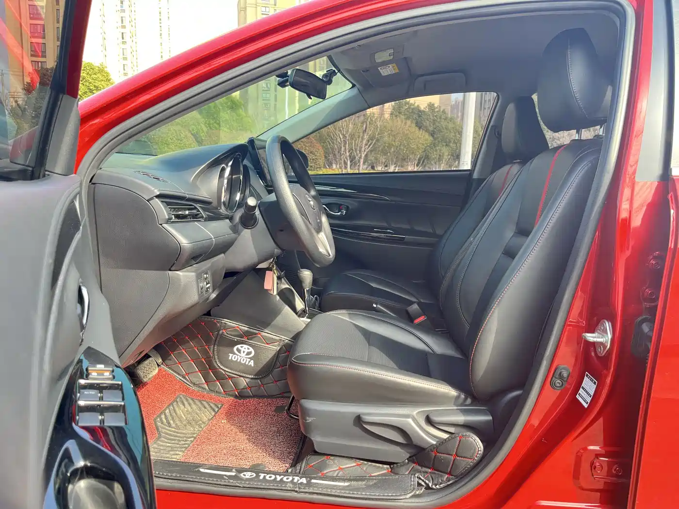 Toyota YARiS L Zhi Xuan 2021 Zhi Xuan X 1.5L CVT Luxury Edition фото 7