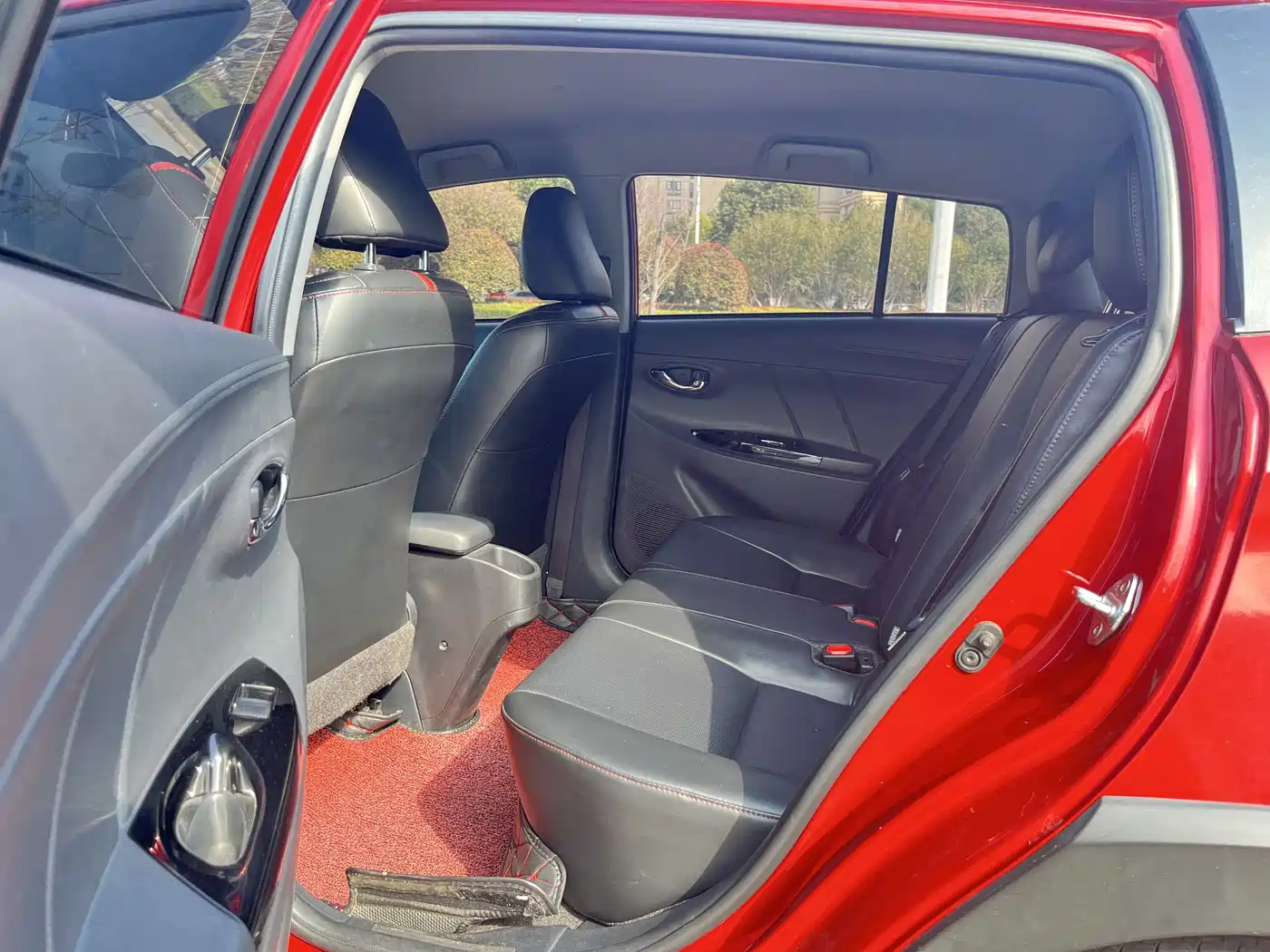 Toyota YARiS L Zhi Xuan 2021 Zhi Xuan X 1.5L CVT Luxury Edition фото 6