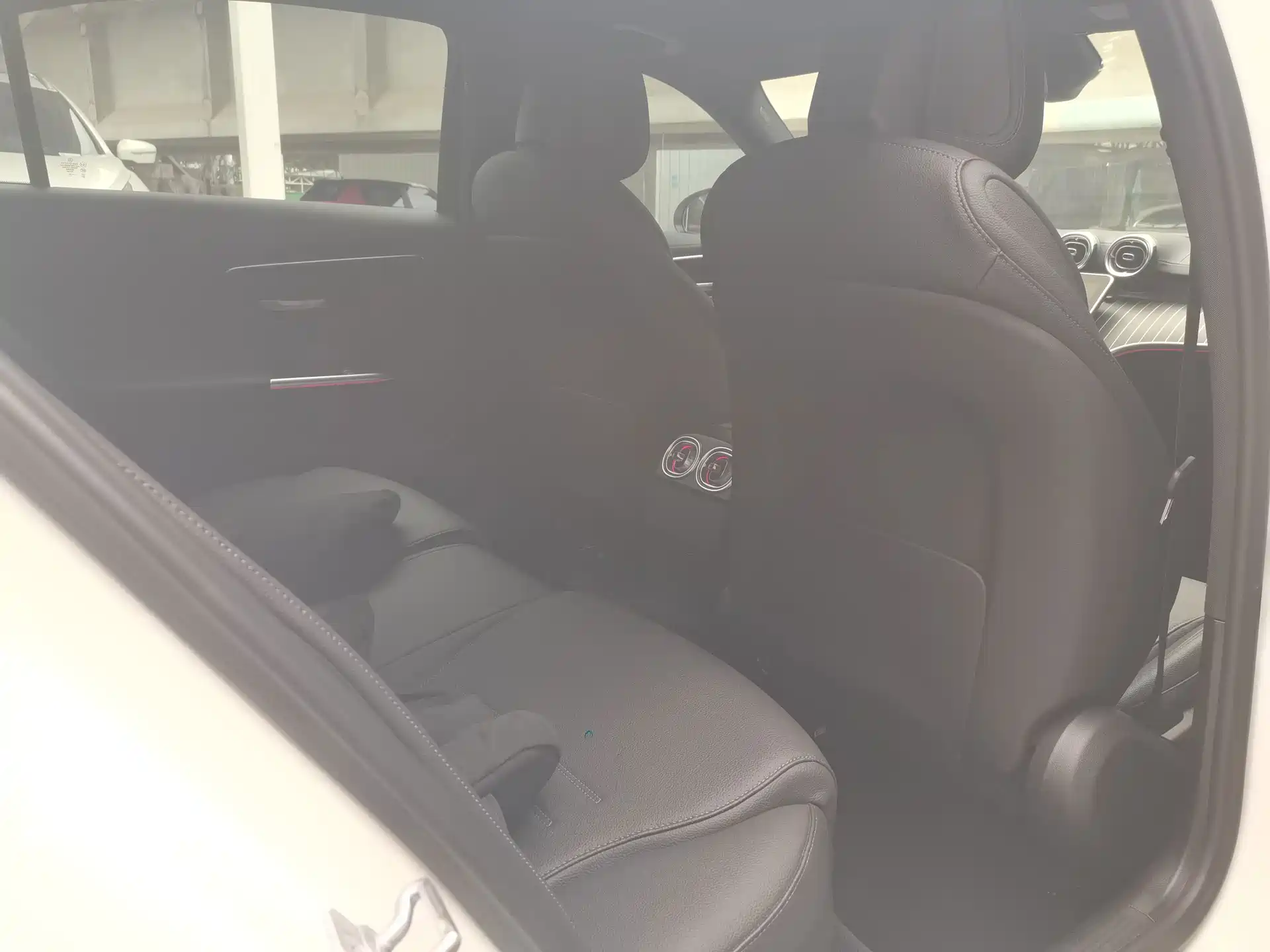 Фото 5 - Mercedes-Benz C-Class