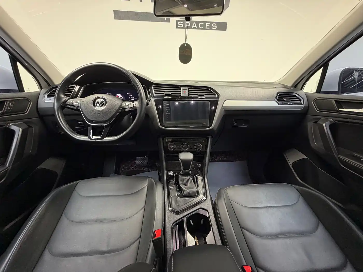 Volkswagen Tiguan L 2021 330TSI Automatic 2WD Smart фото 14