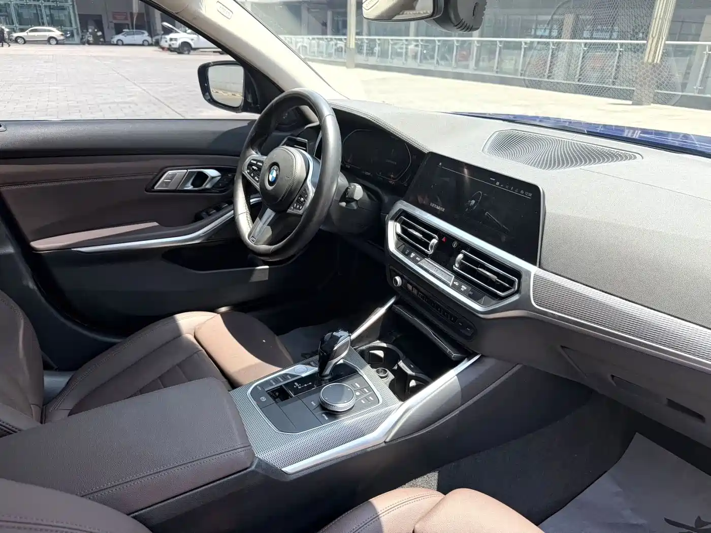 BMW 3 Series 2021 325i M Sport Night Edition фото 5