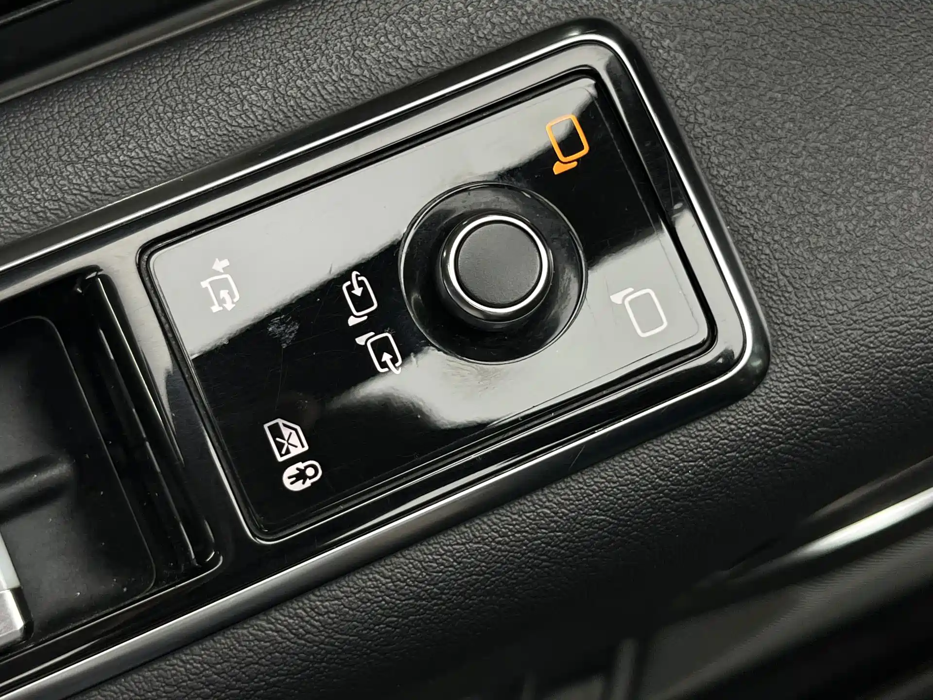 Фото 23 - Land Rover Range Rover