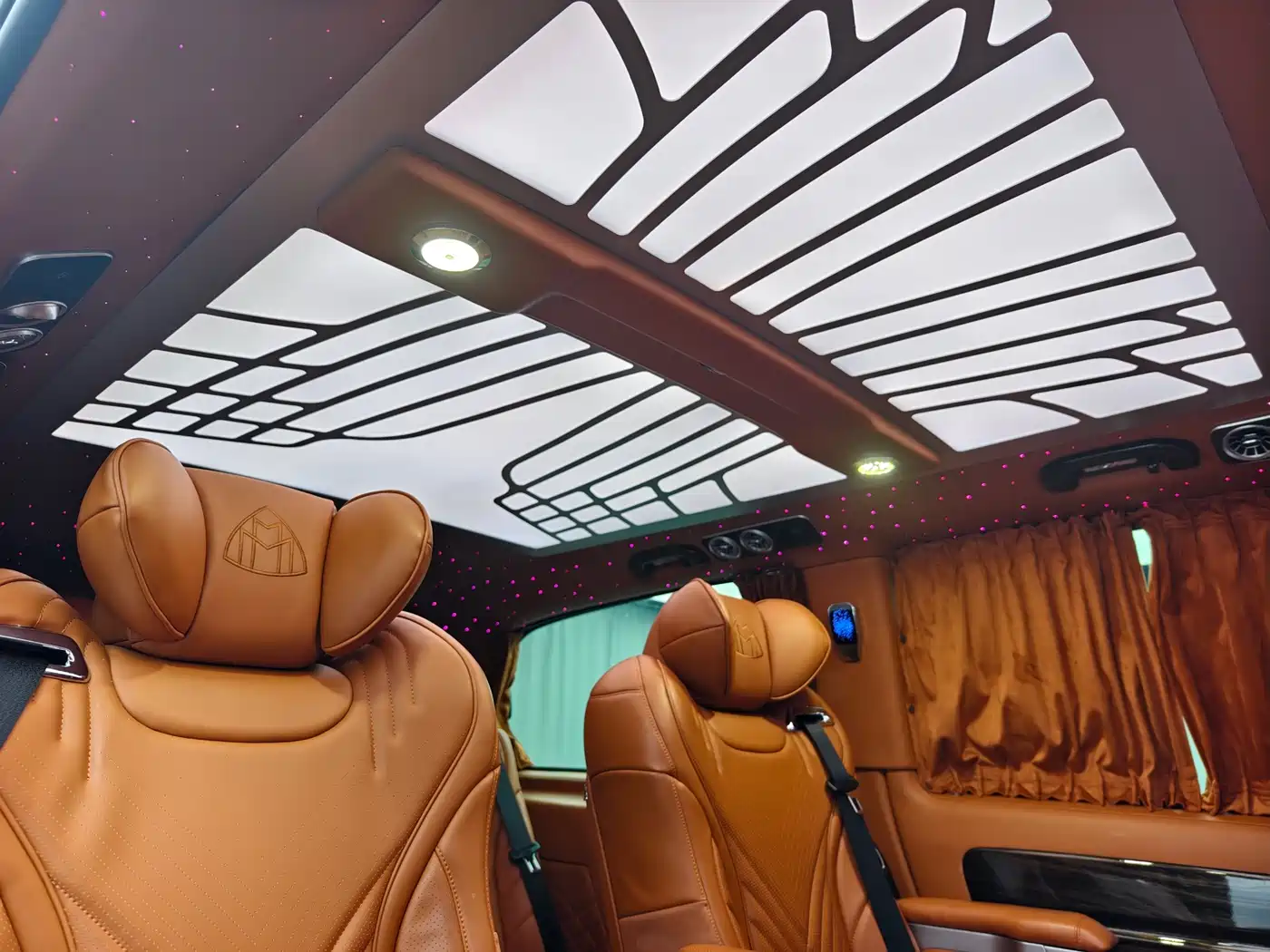 Mercedes-Benz Vito 2023 2.0T Elite 7-Seater фото 17