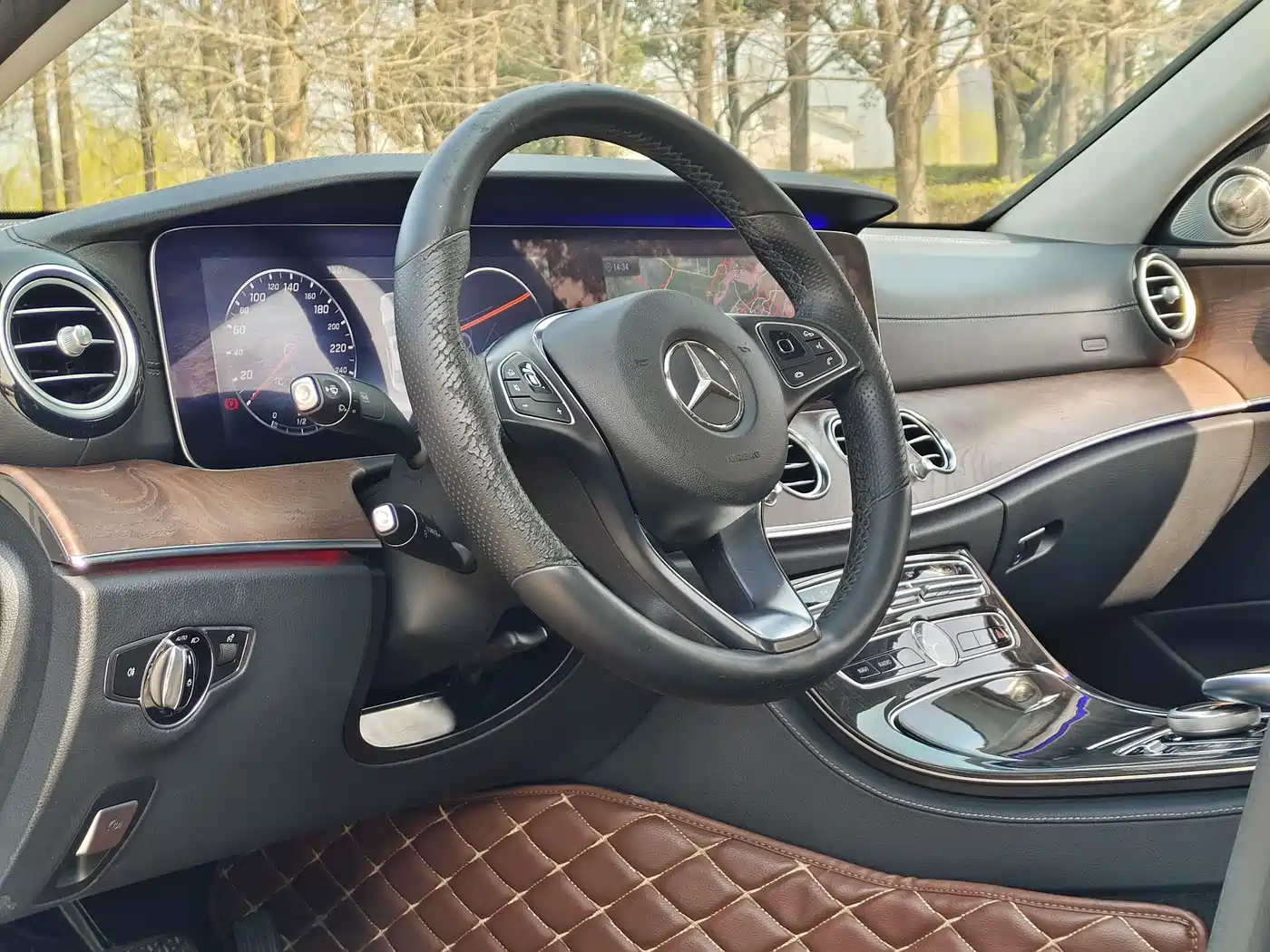 Mercedes-Benz E-Class 2017 E 200 L 4MATIC фото 14
