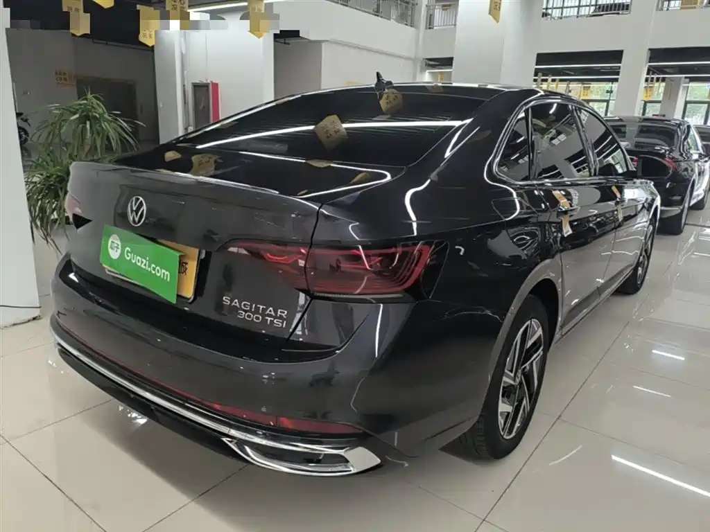 Volkswagen Sagitar 2023 300TSI DSG Surpassing Edition фото 7
