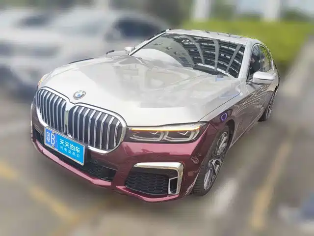 BMW 7 Series 2019 740Li Leading M Sport Package — фото 1