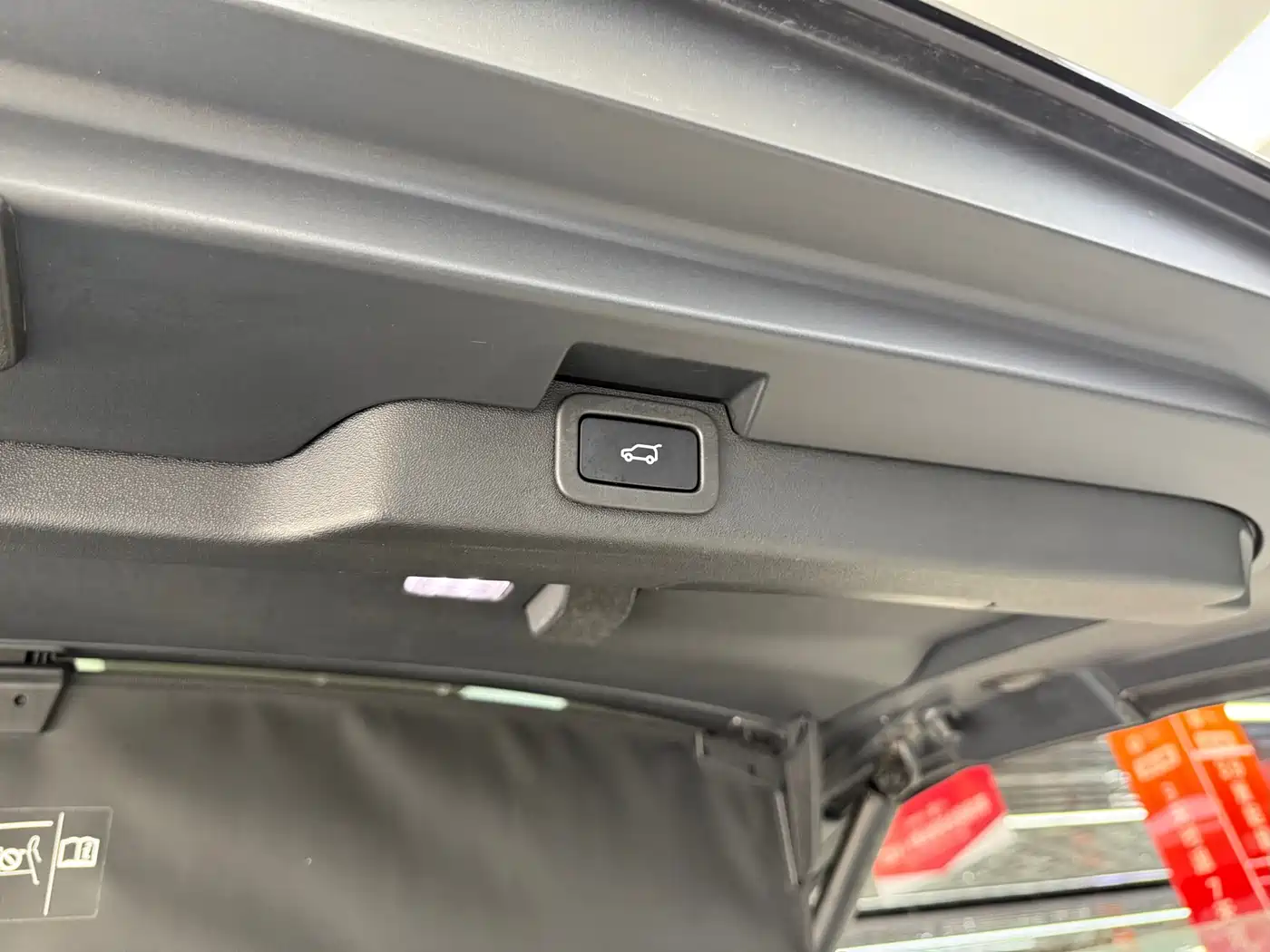 Land Rover Discovery 2020 3.0 SC V6 30th Anniversary Special Edition фото 24
