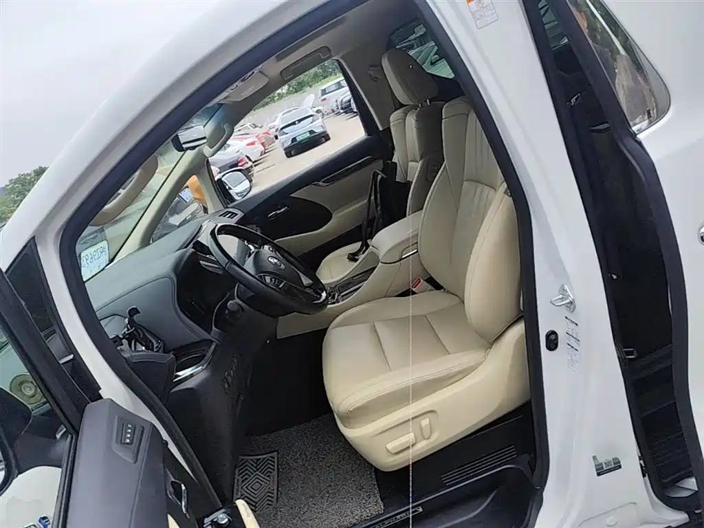 Toyota Alphard 2020 Hybrid 2.5L Premium Edition фото 11
