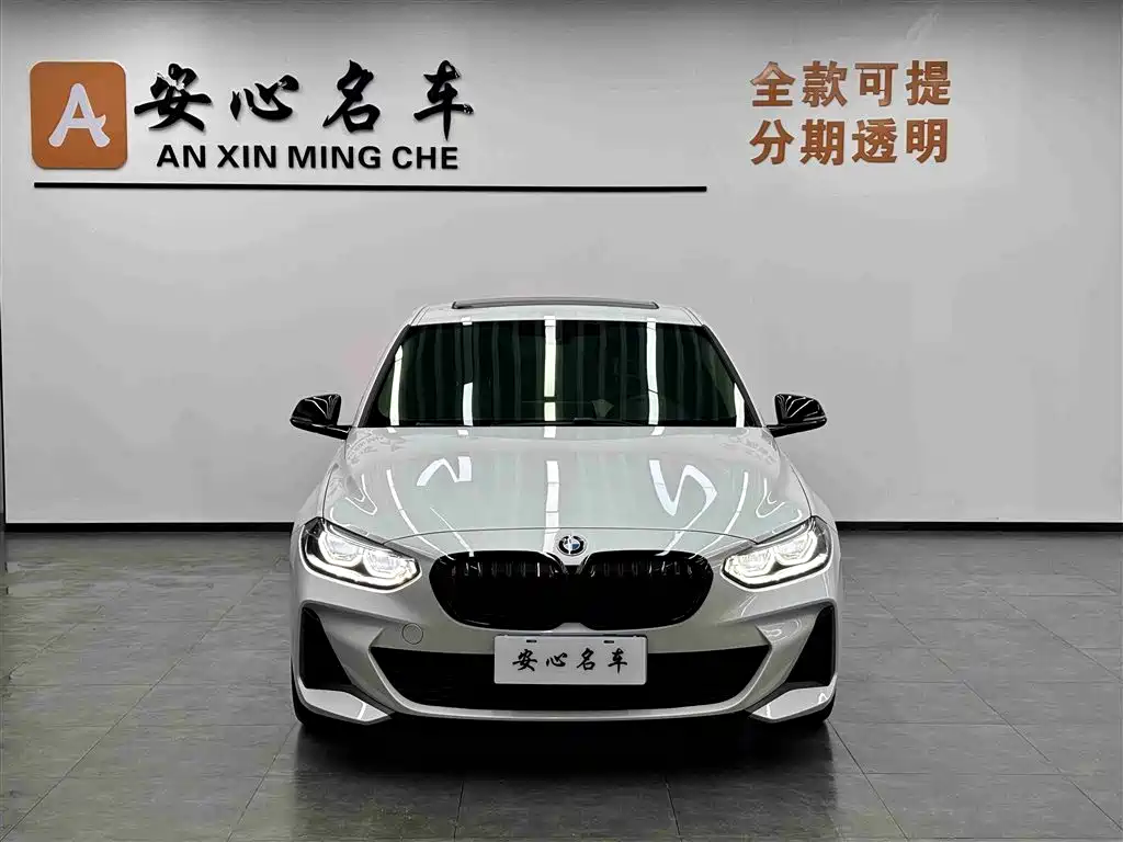 BMW 1-SERIES
