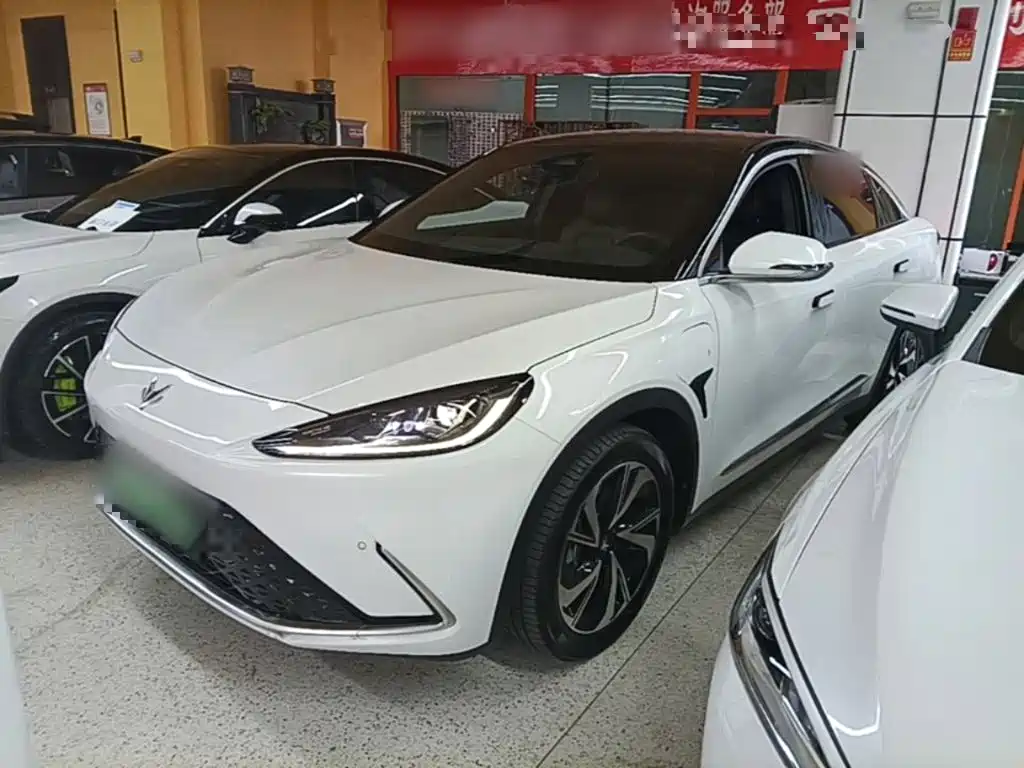 ARCFOX Alpha S 2023 2022 Model 525S 175kW