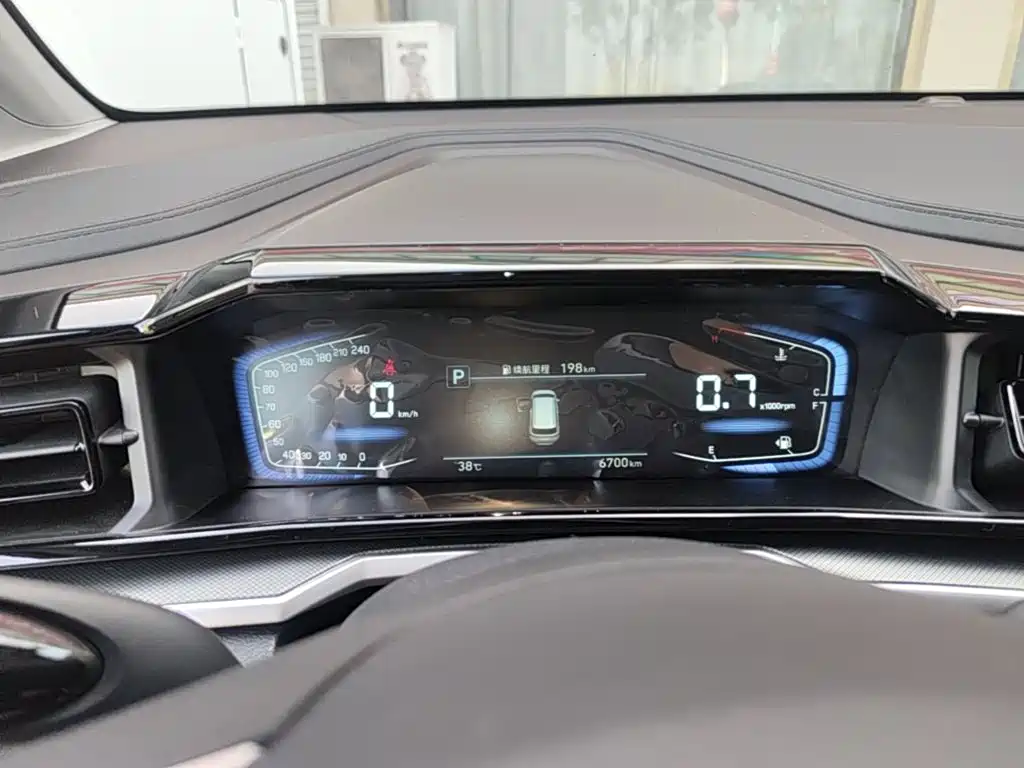 Hyundai Kustu 2026 2024 270TGDi LUX Premium Edition