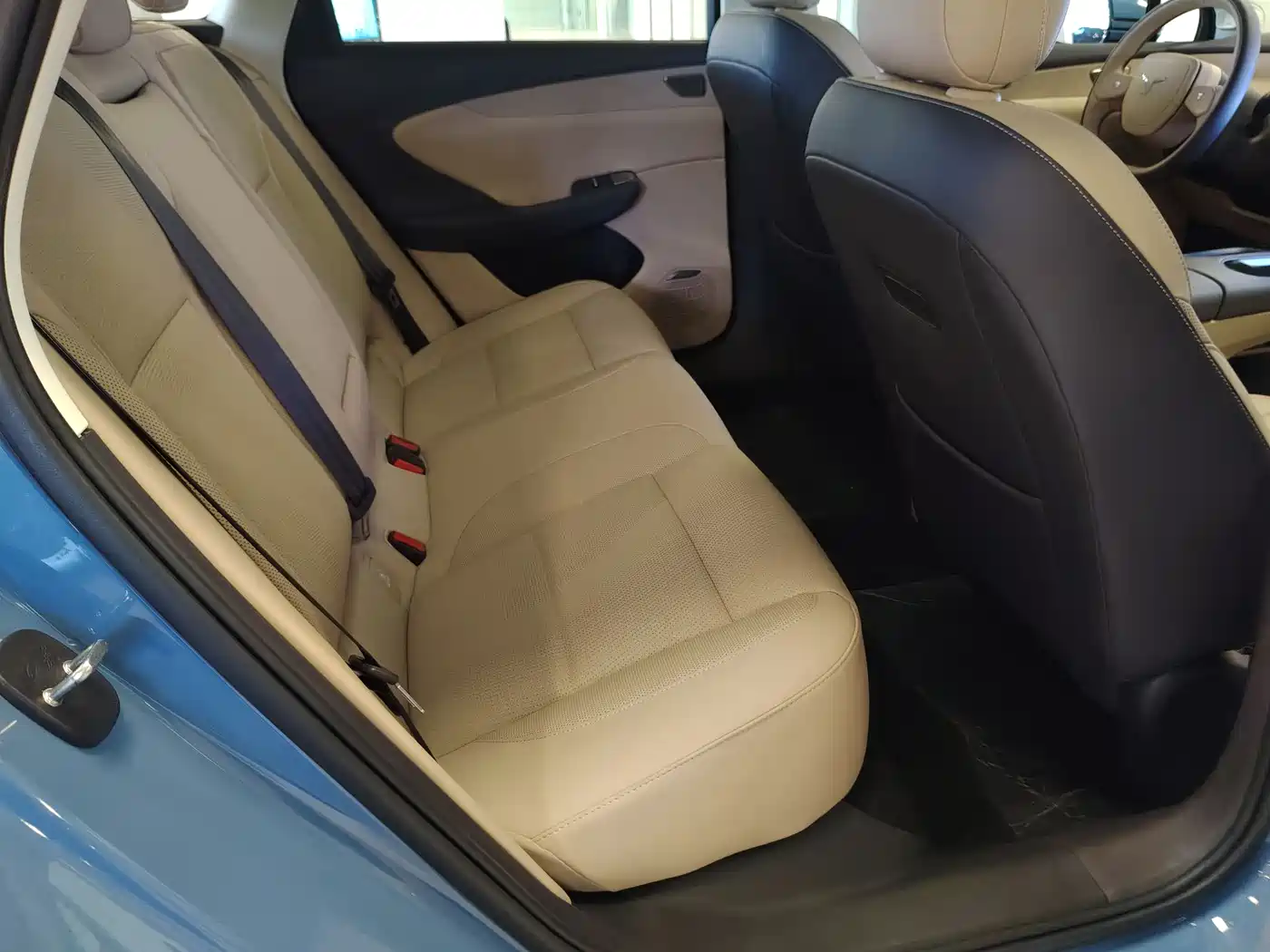 Hongqi Tiangong 05 2025 Model 750 Smart Selection Edition фото 35