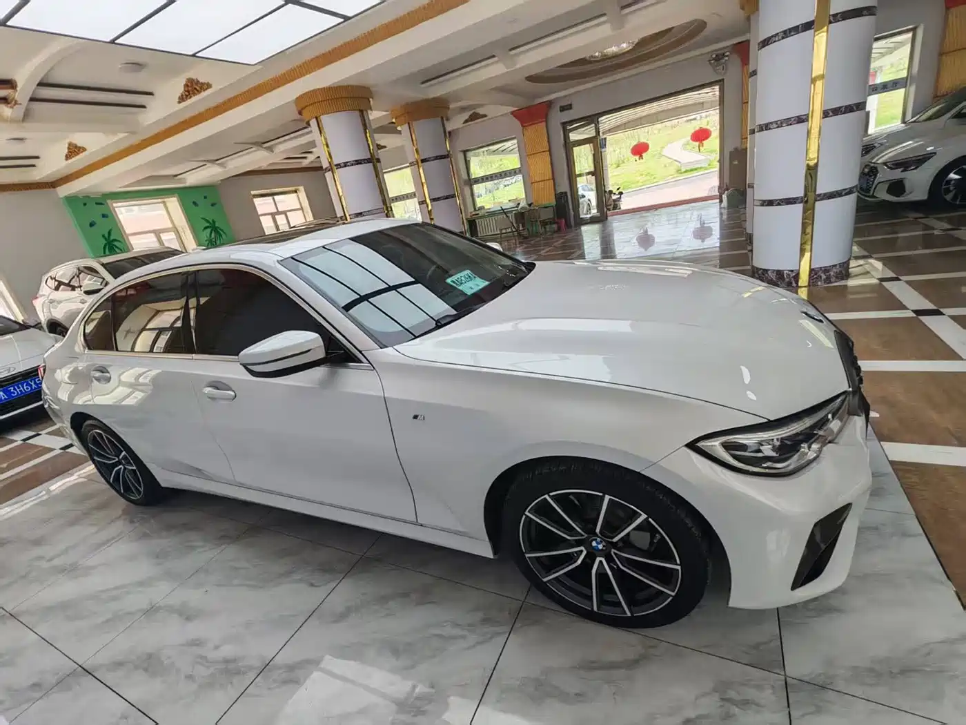 BMW 3 Series 2022 325i M Sport Package фото 4