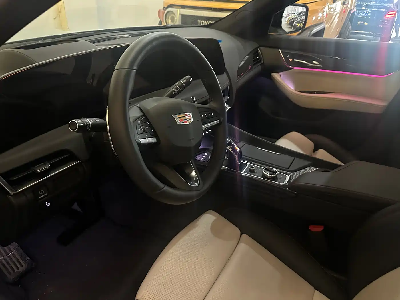 Cadillac CT5 2025 Model 28T Track Performance Edition + Peak Track Package фото 10