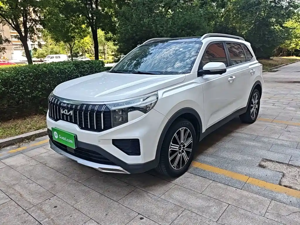 Фото 2 - Kia Sportage