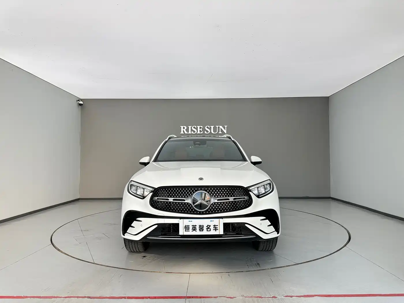 Mercedes-Benz GLC 2025 GLC 300 L 4MATIC Dynamic 5-seater фото 2