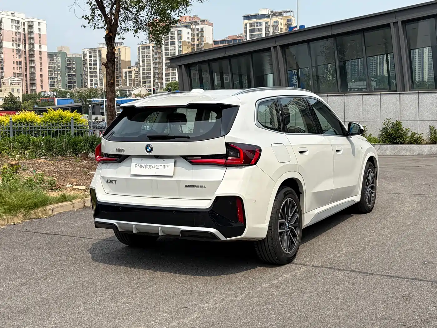 BMW iX1 2025 2025 eDrive25L M Sport Package