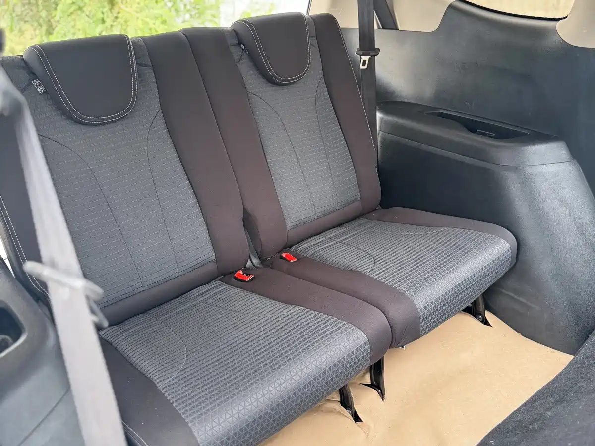 Baojun 730 2019 2019 1.5T CVT Fashion Edition 7-Seater China VI