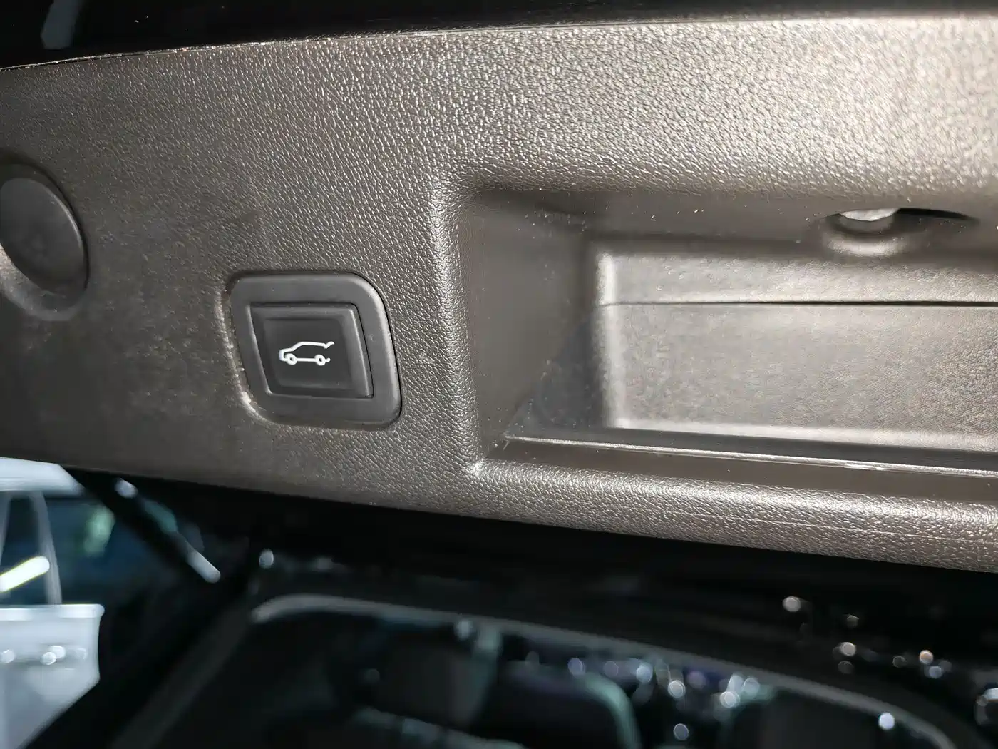 Chevrolet Equinox 2021 535T Frontier Edition фото 22