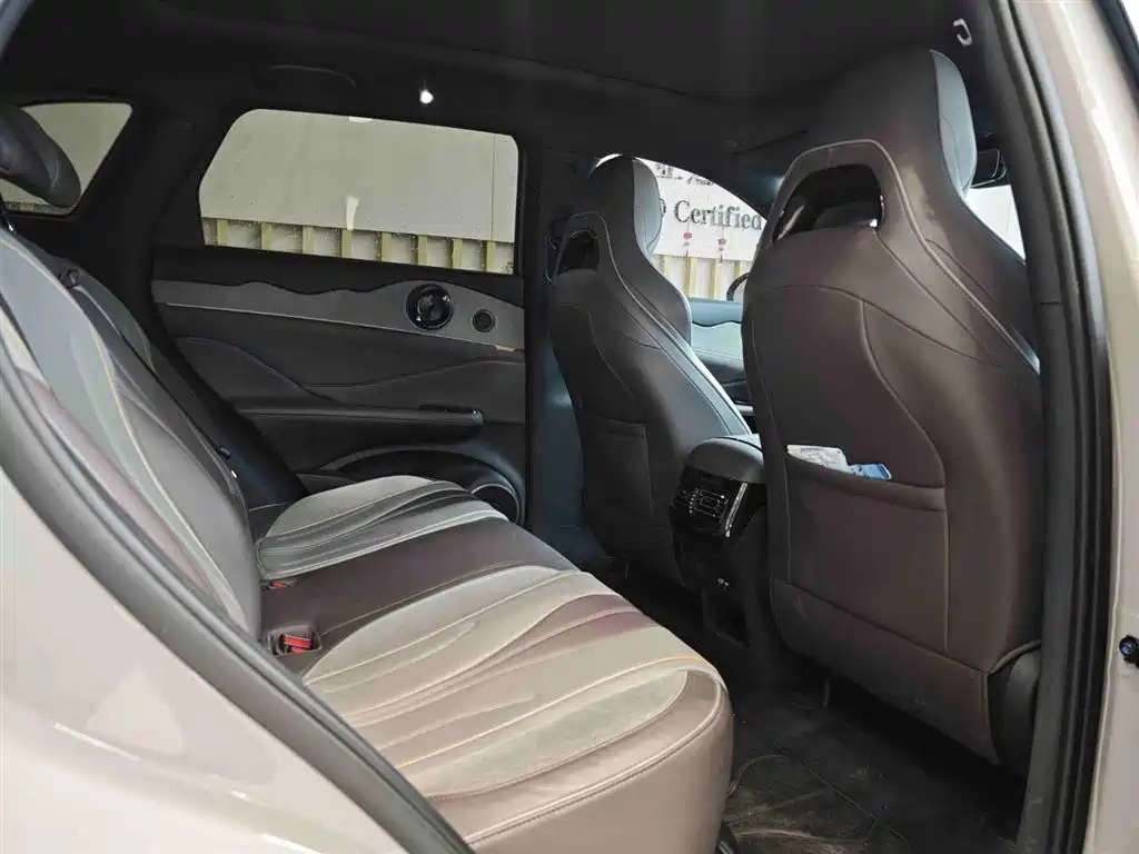BYD Frigate 07 2023 DM-i 205KM Premium фото 9