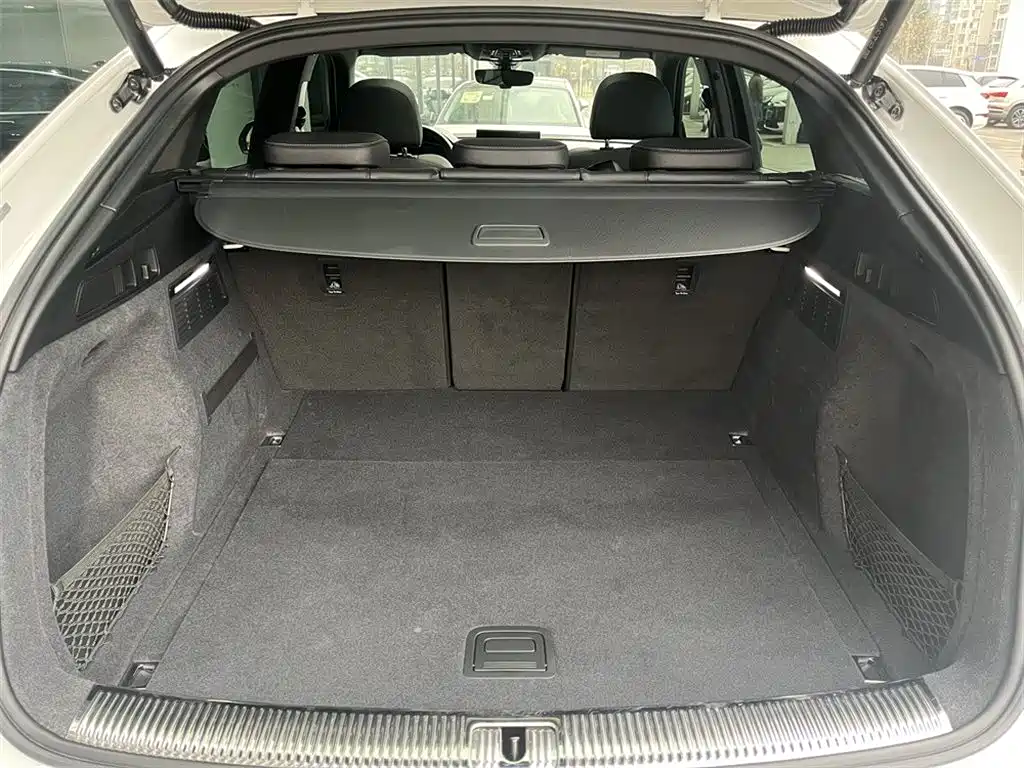 Audi Q5L Sportback 2021 40 TFSI Fashion фото 9