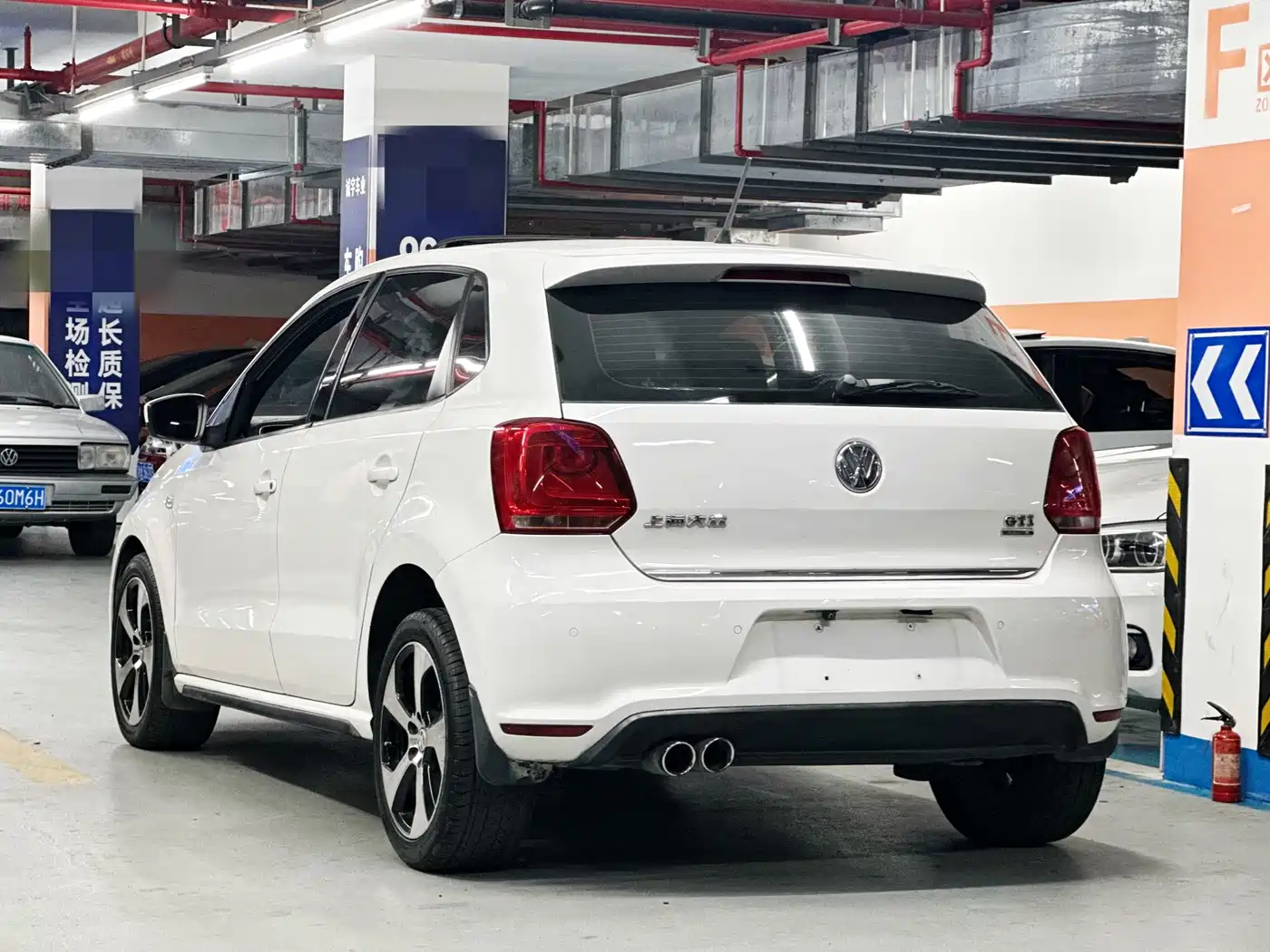 Volkswagen Polo 2012 1.4TSI GTI фото 6