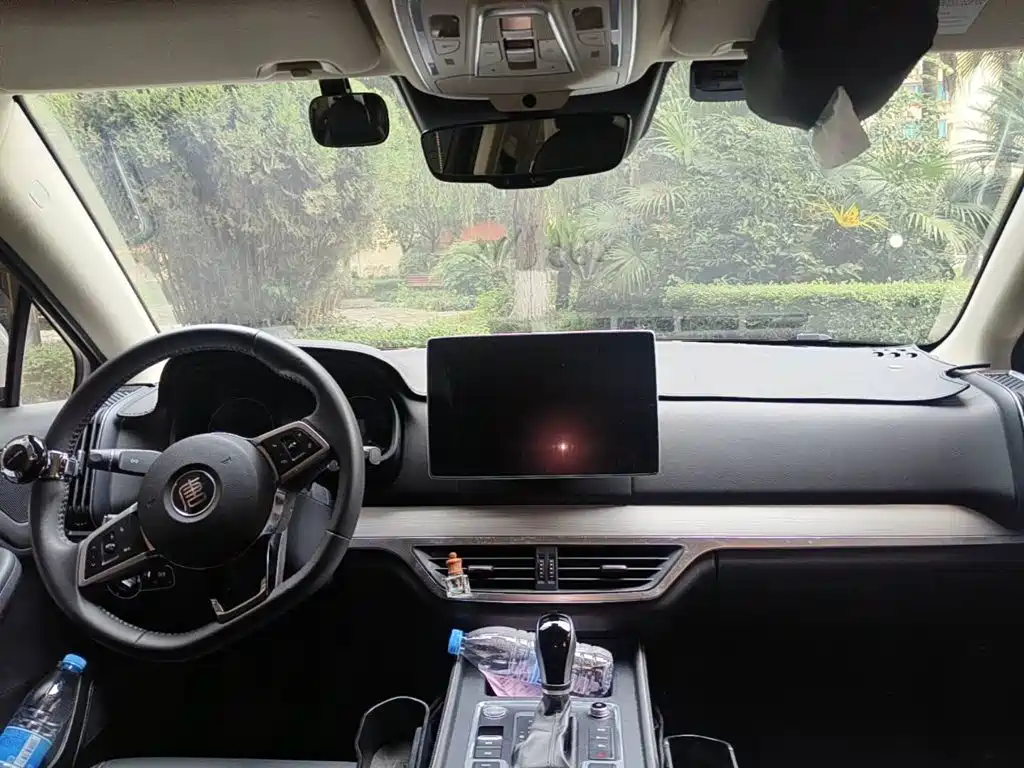 BYD Tang 2019 2019 2.0T Automatic Smart Connect Delight 7-seater China VI