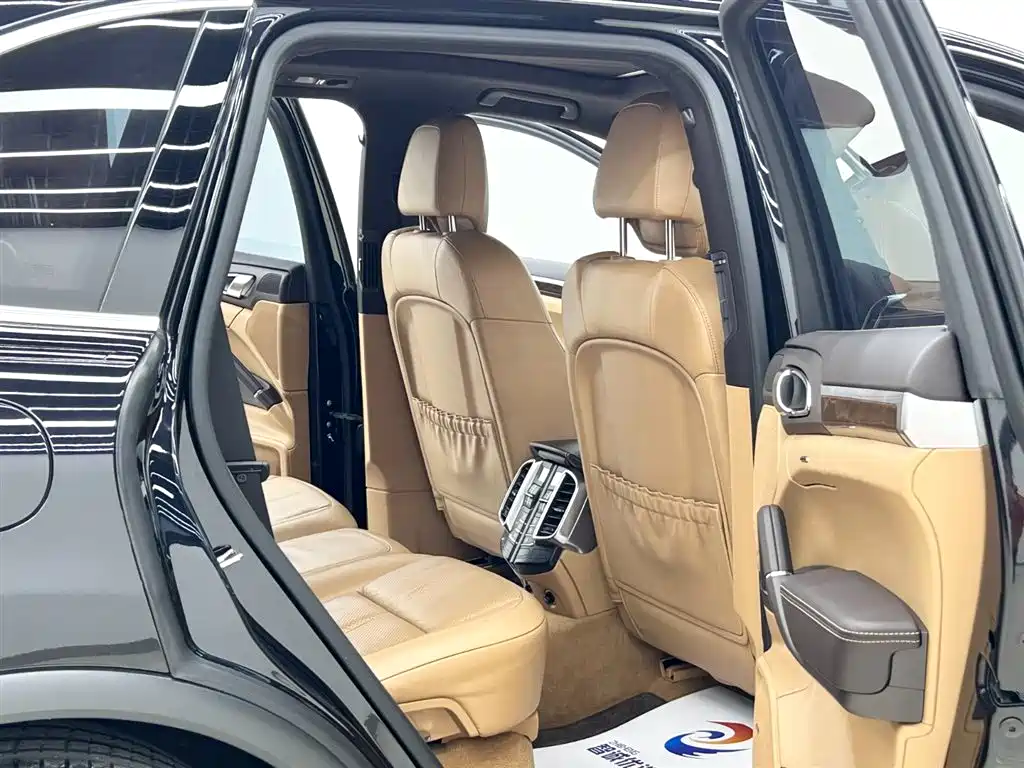 Porsche Cayenne 2011 Cayenne 3.0T фото 11
