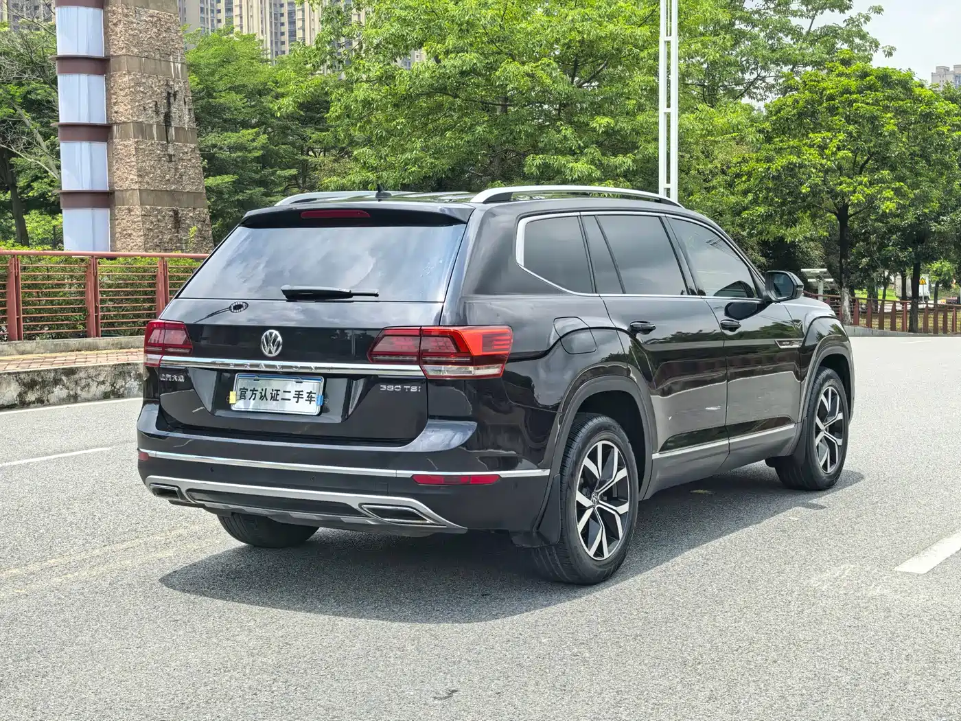 Volkswagen Teramont 2019 380TSI 4WD Luxury Edition China VI фото 19