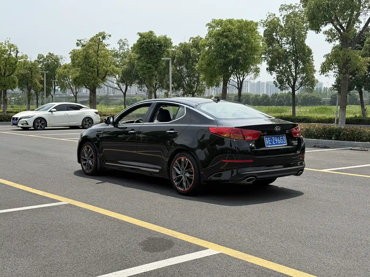 Kia K5 2014 2.0L Automatic LUXURY фото 6