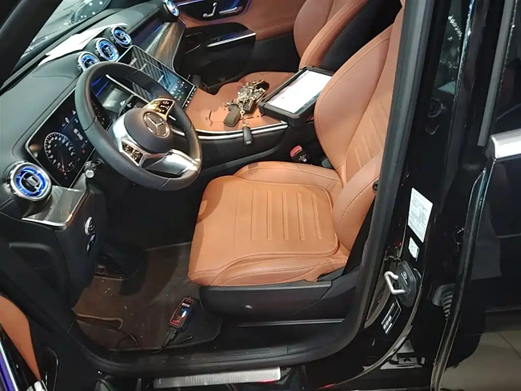 Mercedes-Benz GLC 2025 Facelift GLC 260 L 4MATIC Dynamic фото 15