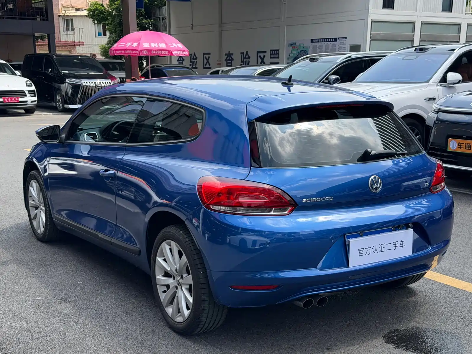 Photo 5 - Volkswagen Scirocco