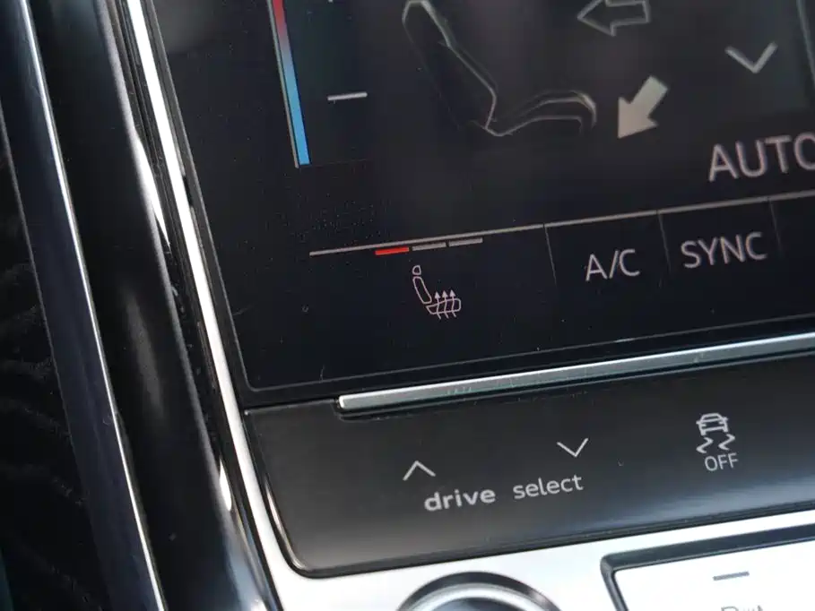 Audi A8 2021 A8L 50 TFSI quattro Comfort фото 13