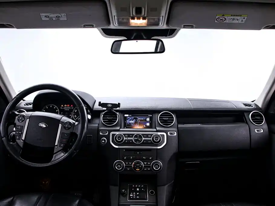 Land Rover Discovery 2016 3.0 SC V6 SE фото 5