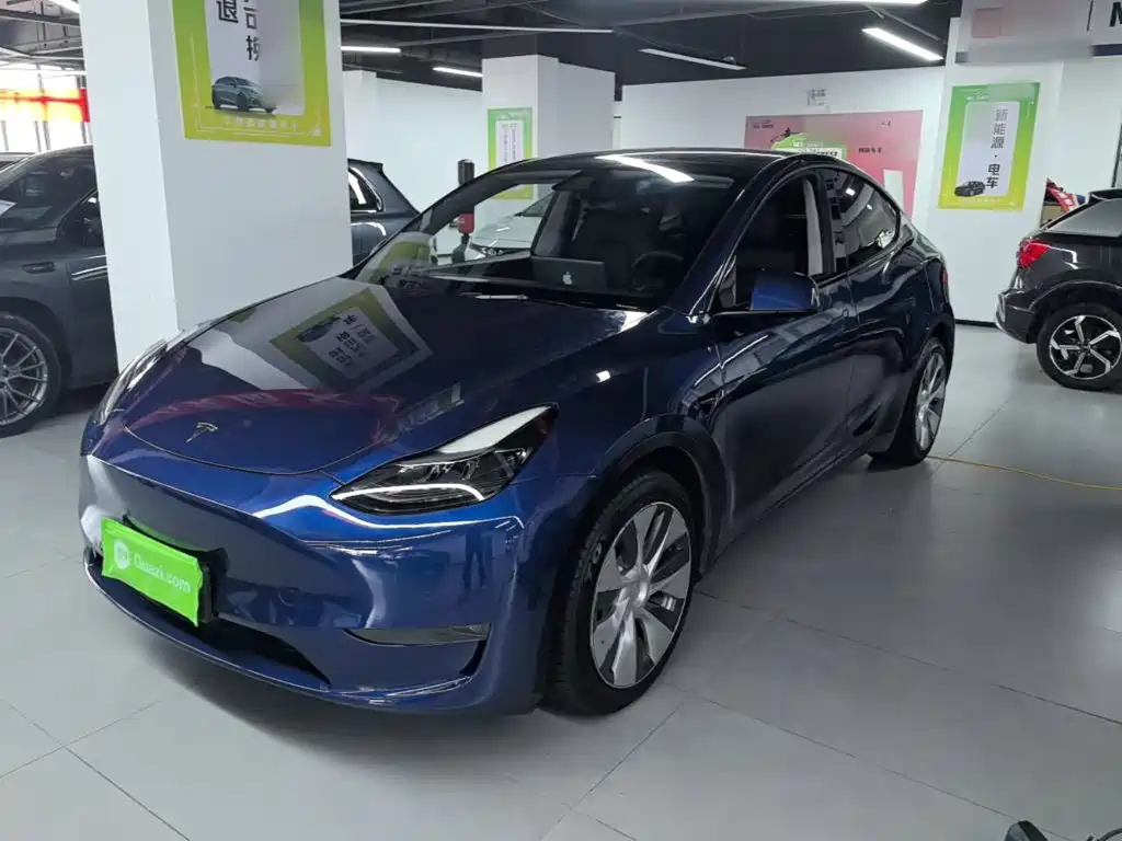 Tesla Model Y 2021