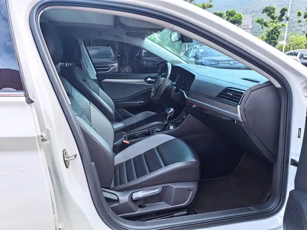 Volkswagen Sagitar 2022 280TSI DSG Soaring Edition фото 6