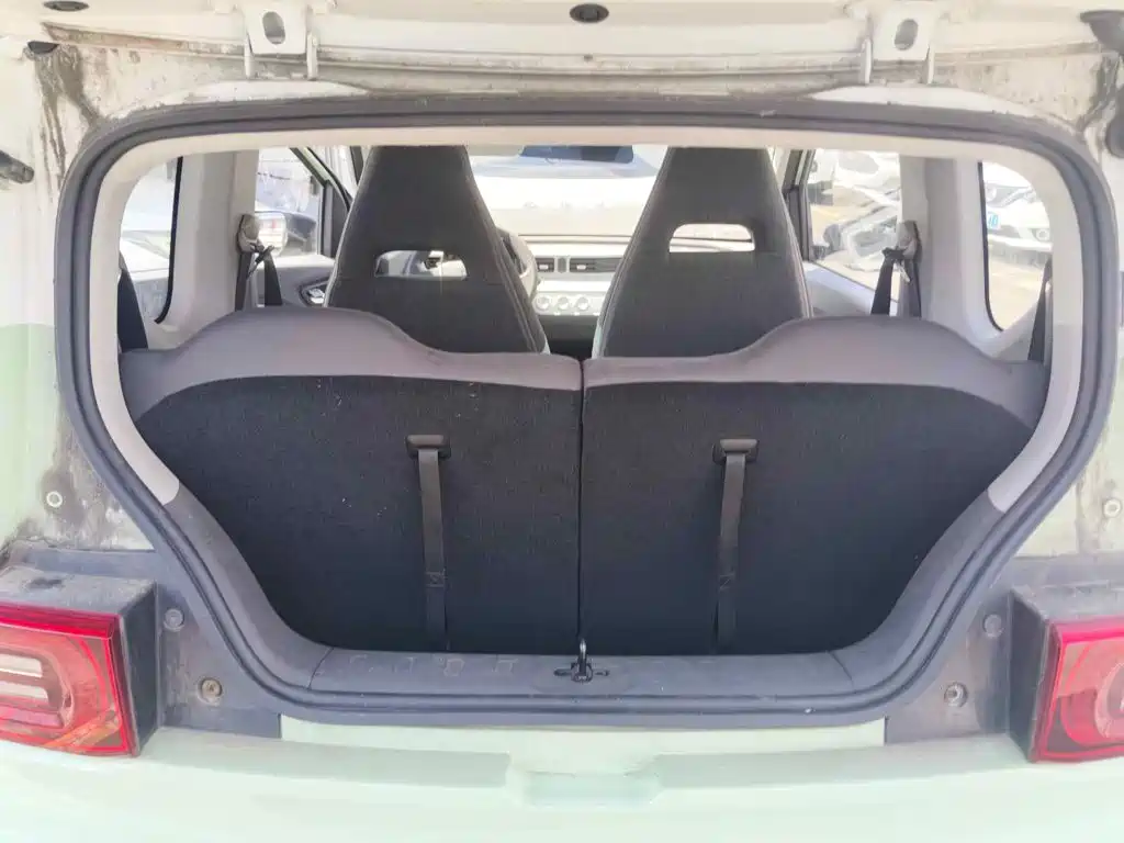 Photo 5 - Wuling Motors Hongguang MINIEV