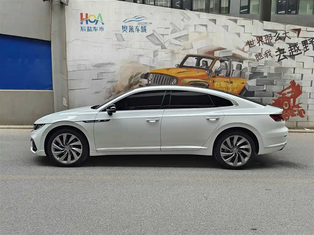 Volkswagen FAW-Volkswagen CC 2024 380TSI Eye-catching Edition фото 9