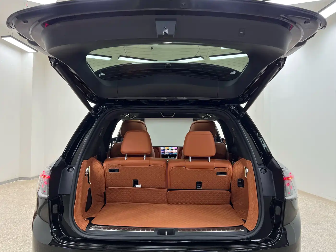 AITO Wenjie AITO M9 2024 2024 Extended Range Ultra 42kWh 6-Seater