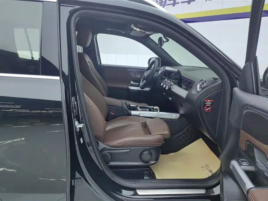 Mercedes-Benz GLB 2022 Model GLB 200 Dynamic Edition фото 8