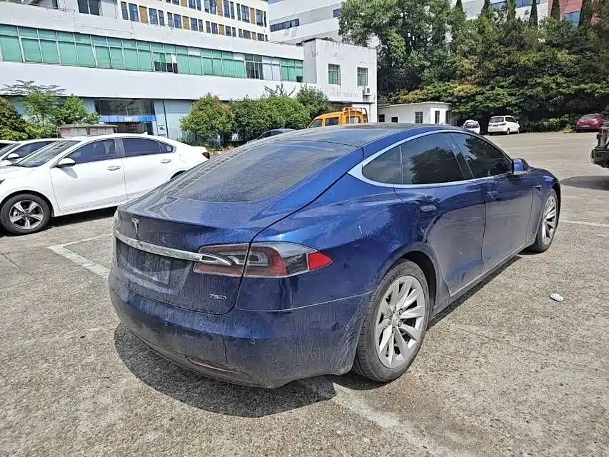 Фото 9 - Tesla Model S
