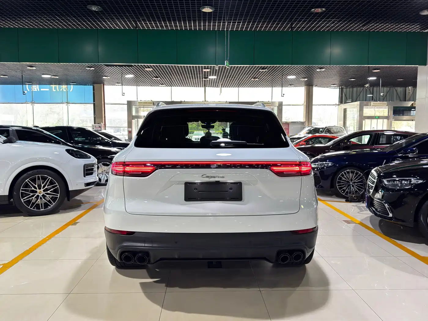 PORSCHE CAYENNE