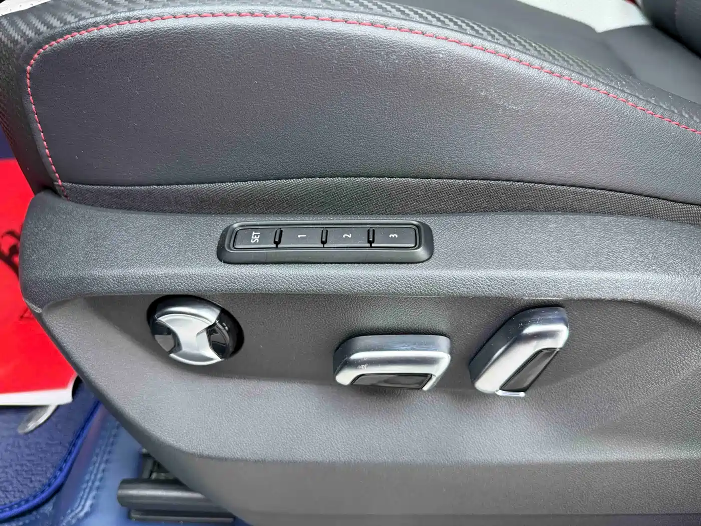 Volkswagen Teramont 2024 Teramont X 380TSI 4WD Premium Luxury Edition фото 17