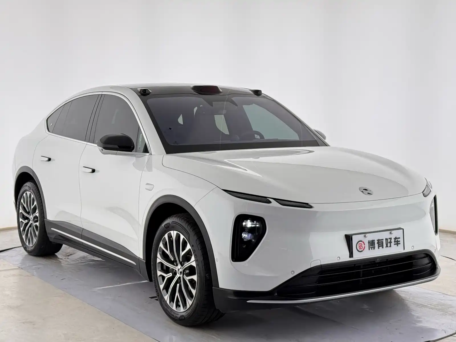 Фото 4 - NIO EC6