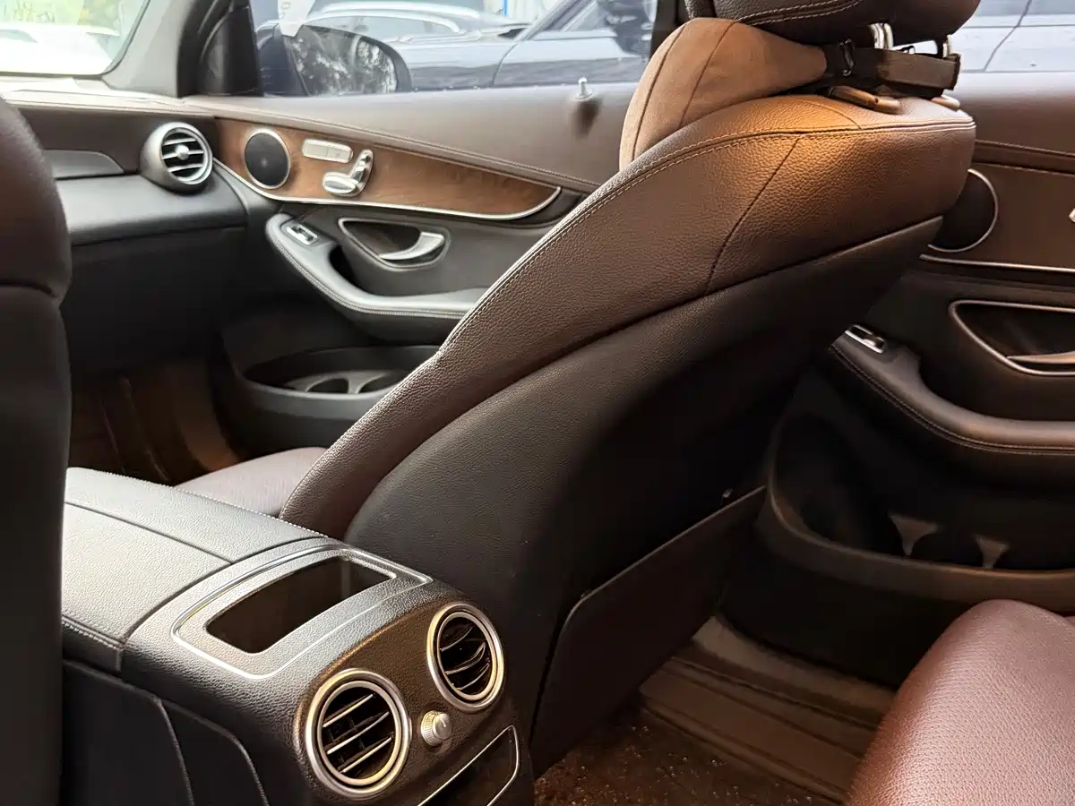 Mercedes-Benz GLC 2020 GLC 260 L 4MATIC Luxury фото 19