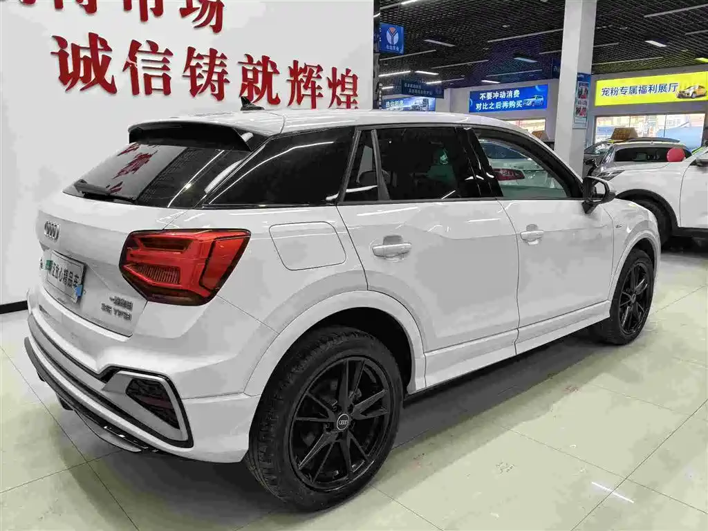 Audi Q2L 2022 35 TFSI Progressive Dynamic фото 4