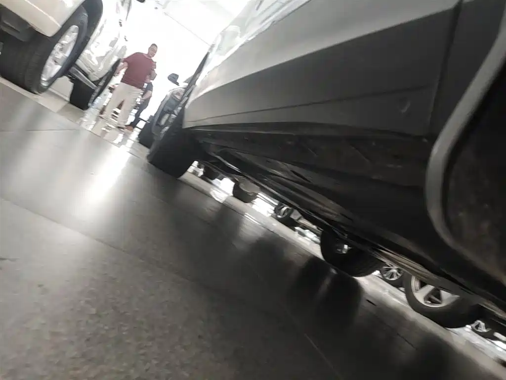 Volkswagen Tiguan L 2019 330TSI Automatic 2WD Smart Luxury Edition China VI фото 21
