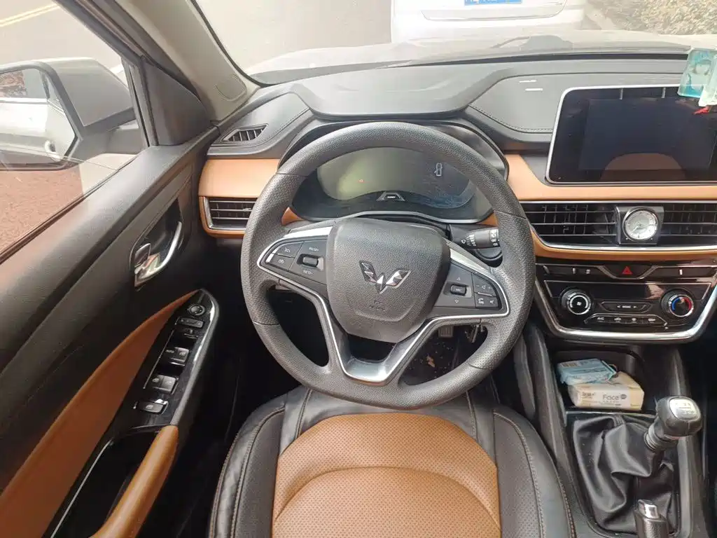 صورة 6 - Wuling Motors Wuling Hongguang S3